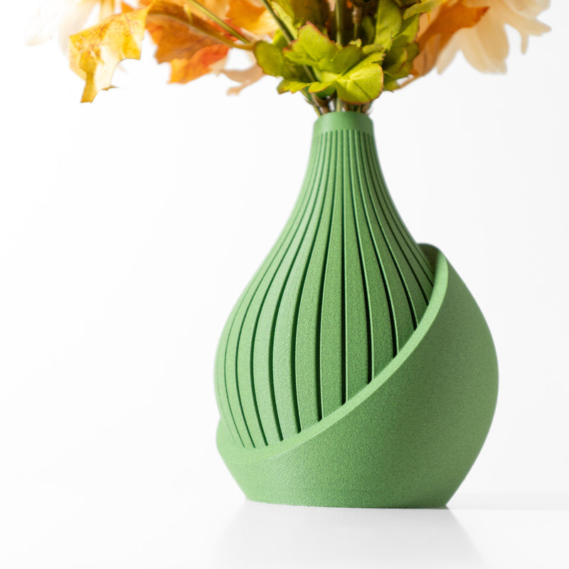 Load image into Gallery viewer, The Yovi Vase, Modern and Unique Custom Home Decor for Dried and Preserved Flower Arrangement
