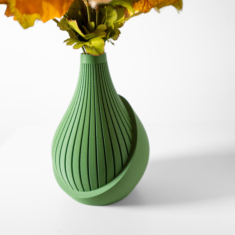 Load image into Gallery viewer, The Yovi Vase, Modern and Unique Custom Home Decor for Dried and Preserved Flower Arrangement
