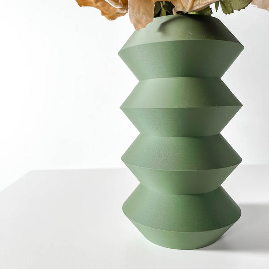 The Huso Vase, Modern and Unique Home Decor for Dried and Preserved Flower Arrangement