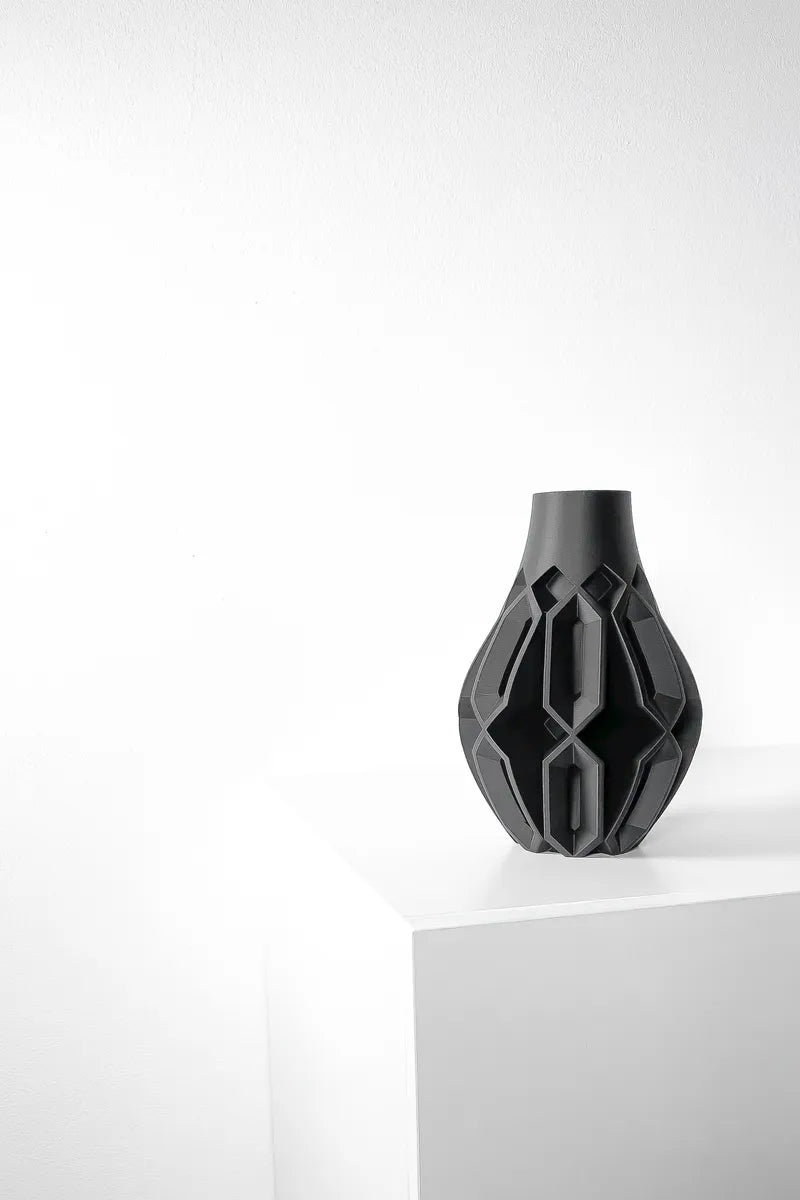 Load image into Gallery viewer, The Vesperi Vase, Modern and Unique Home Decor for Dried and Preserved Flower Arrangement
