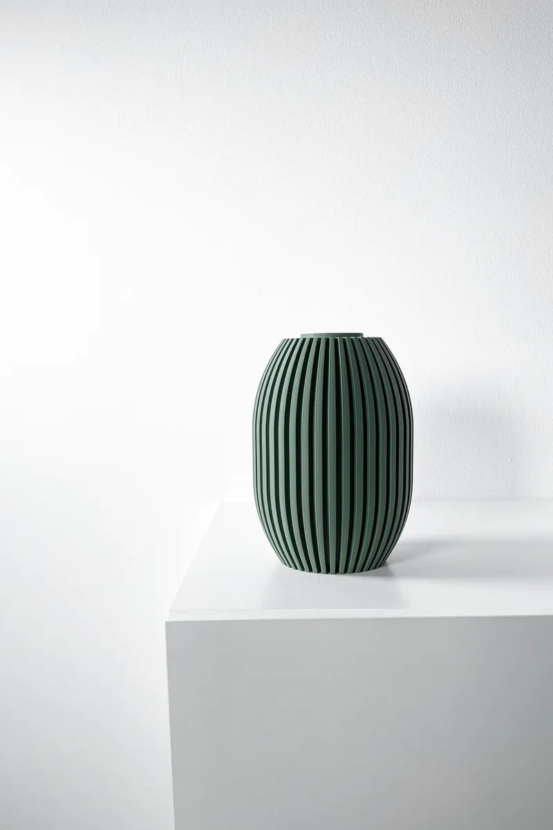 Load image into Gallery viewer, The Eclano Vase, Modern and Unique Home Decor for Dried and Preserved Flower Arrangement
