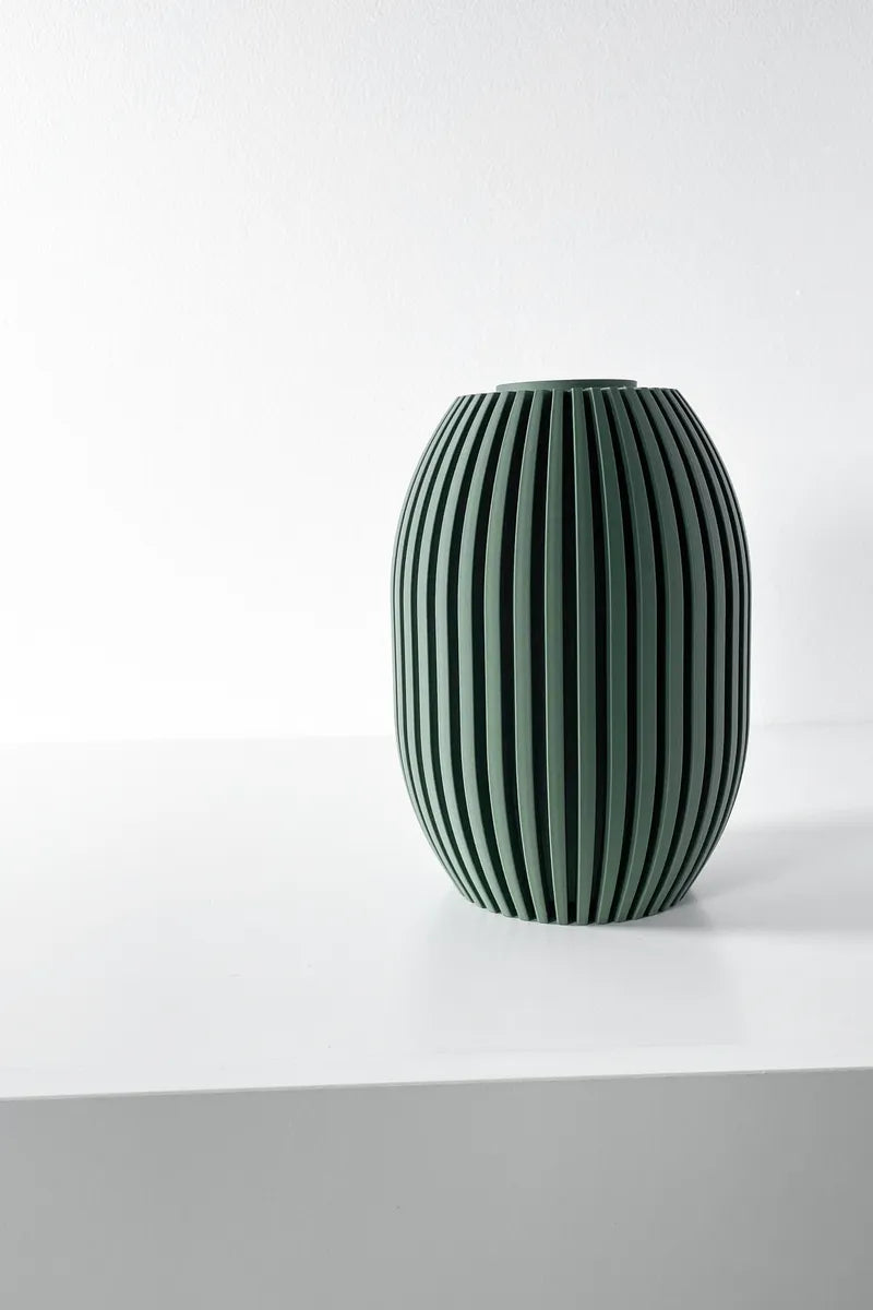 Load image into Gallery viewer, The Eclano Vase, Modern and Unique Home Decor for Dried and Preserved Flower Arrangement

