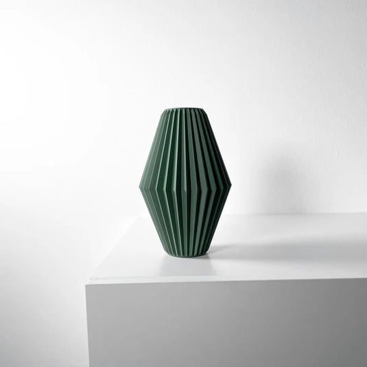 The Hivara Vase, Modern and Unique Home Decor for Dried and Preserved Flower Arrangement