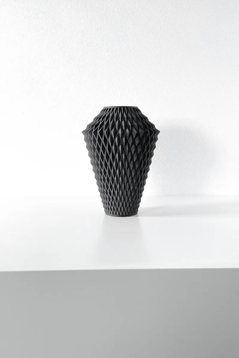 Load image into Gallery viewer, The Vantori Vase, Modern and Unique Home Decor for Dried and Preserved Flower Arrangement
