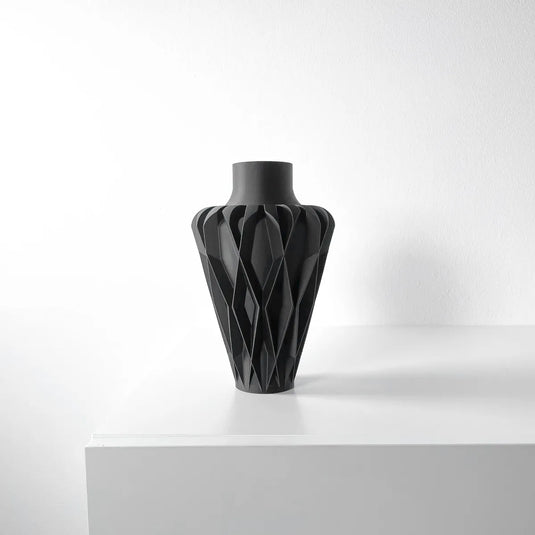 The Lunor Vase, Modern and Unique Home Decor for Dried and Preserved Flower Arrangement
