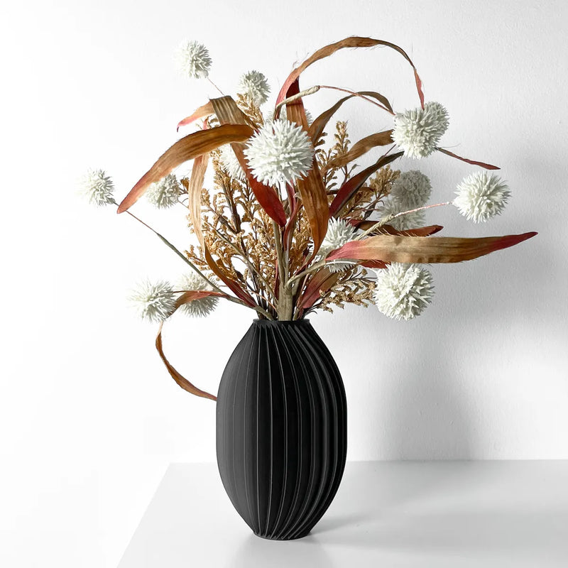 Load image into Gallery viewer, The Tivano Vase, Modern and Unique Home Decor for Dried and Preserved Flower Arrangement
