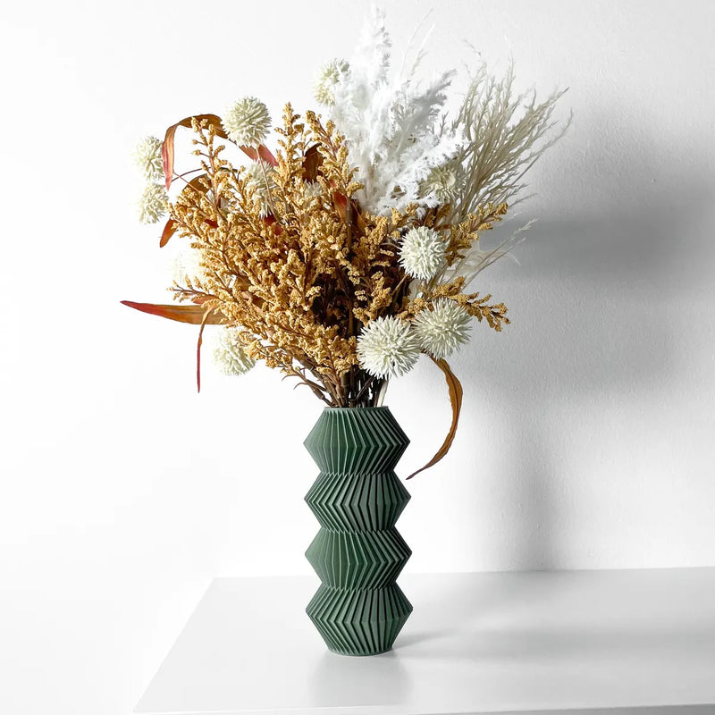 Load image into Gallery viewer, The Quelo Vase, Modern and Unique Home Decor for Dried and Preserved Flower Arrangement
