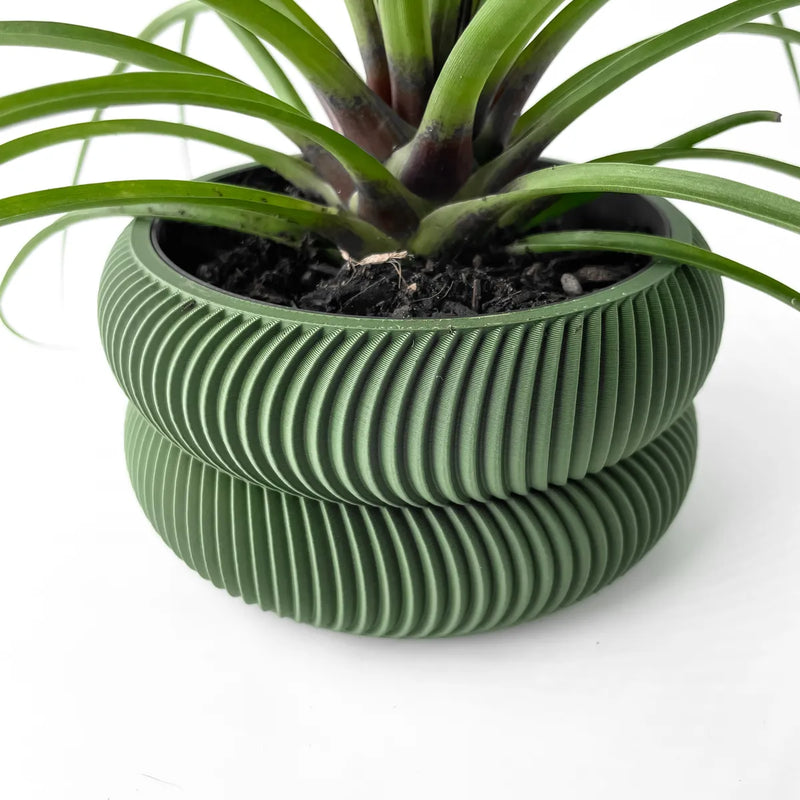 Load image into Gallery viewer, The Avex Planter Pot with Drainage Tray | Modern and Unique Home Decor for Plants and Succulents

