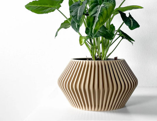 The Hendro Planter Pot with Drainage Tray | Modern and Unique Home Decor for Plants and Succulents