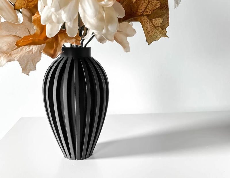 Load image into Gallery viewer, The Busen Vase, Modern and Unique Home Decor for Dried and Preserved Flower Arrangement
