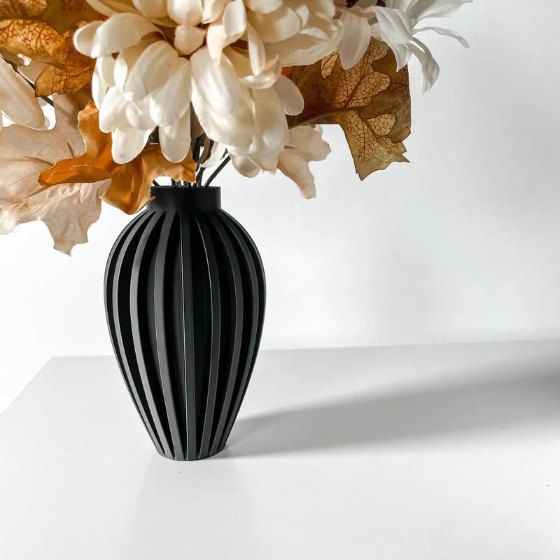 Load image into Gallery viewer, The Busen Vase, Modern and Unique Home Decor for Dried and Preserved Flower Arrangement
