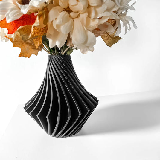 The Vamio Vase, Modern and Unique Home Decor for Dried and Preserved Flower Arrangement