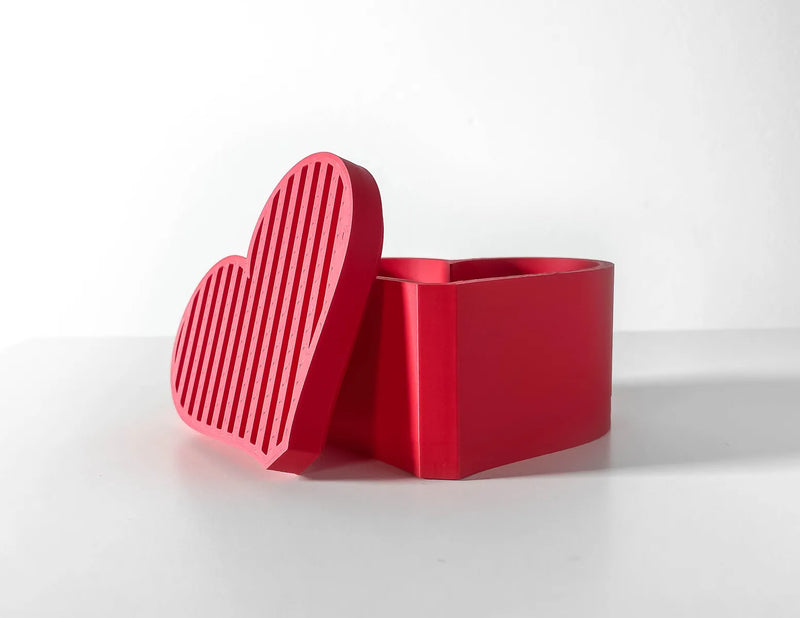 Load image into Gallery viewer, Heart Storage Container | Desk Organizer and Misc Holder | Modern Office and Home Decor
