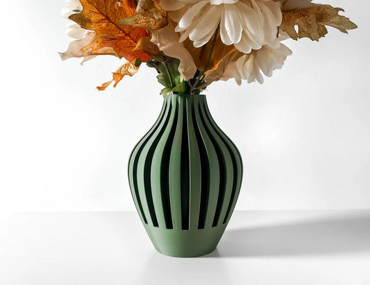 The Leris Vase, Modern and Unique Home Decor for Dried and Preserved Flowers